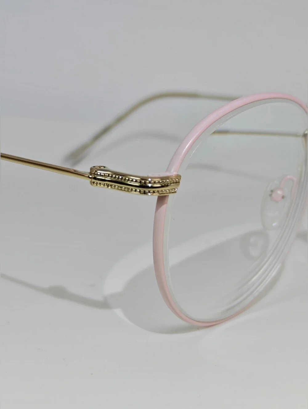 Wistful. Women's Pink Gold Round Metal Frame Glasses.